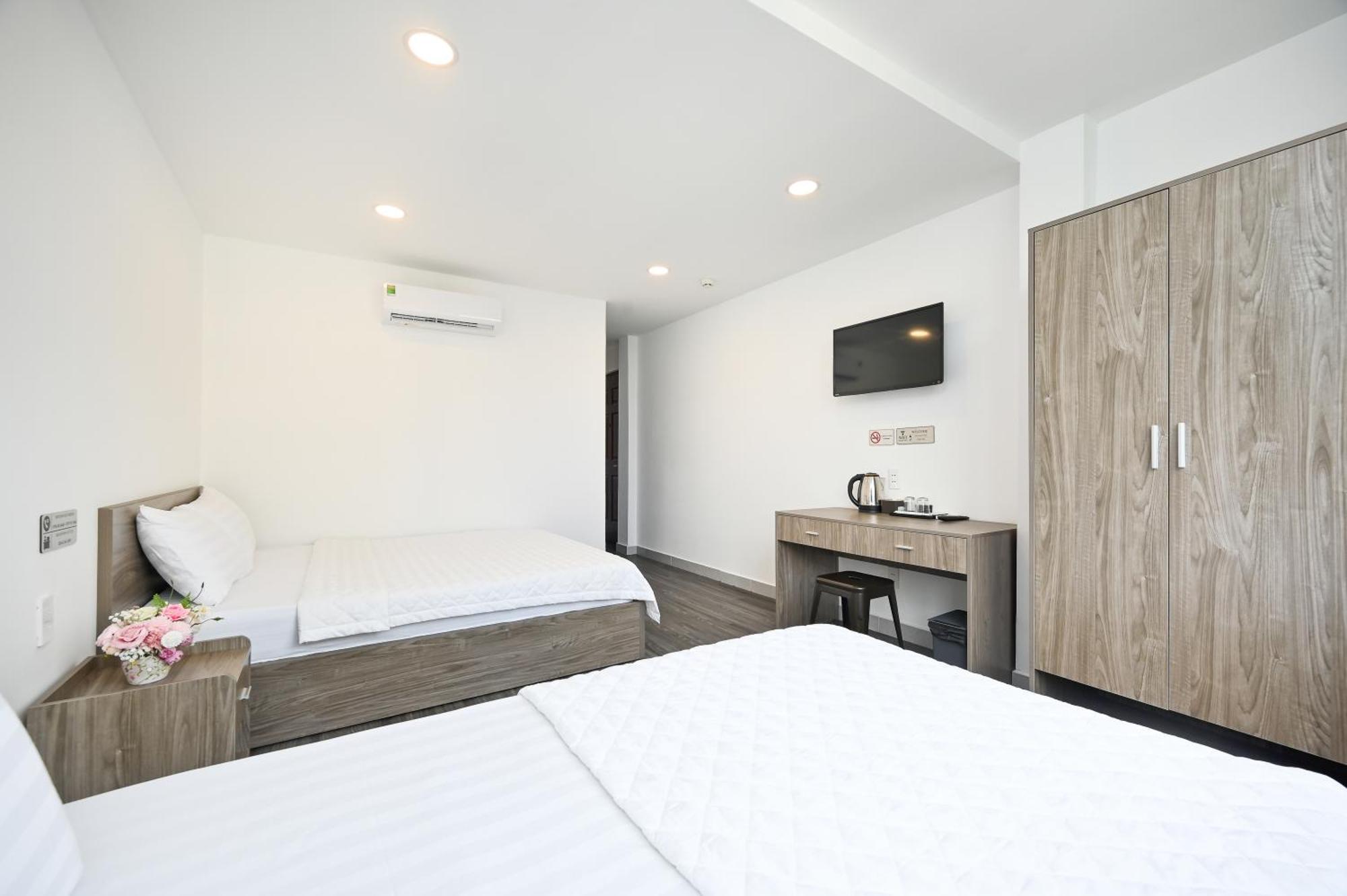 Yoko Airport Saigon Hotel Ho Chi Minh City Exterior photo